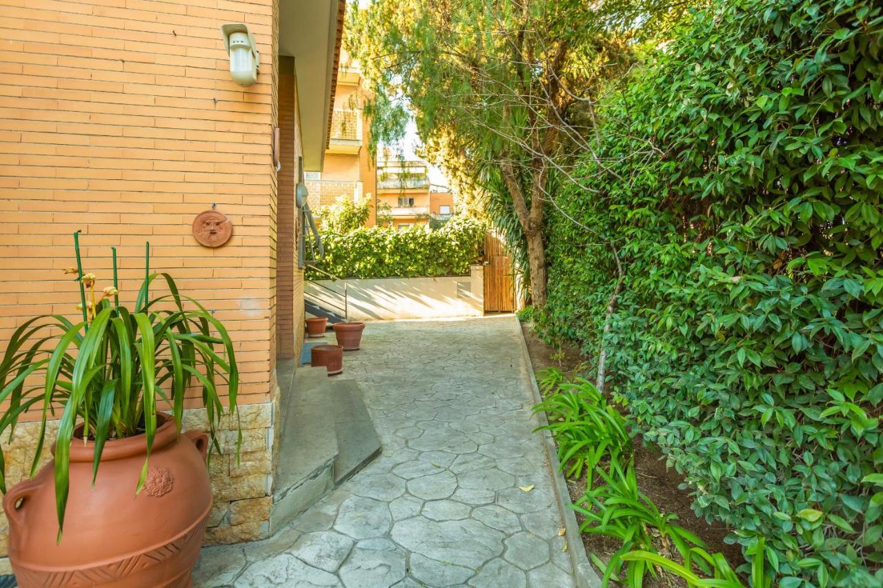 St Peter'S Spacious 4 Bdr With Private Parking Apartamento Roma Exterior foto